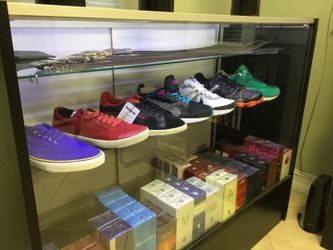 Assorted Name brand sneakers