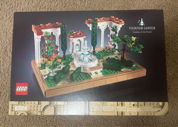 LEGO Icons: Fountain Garden (10359)