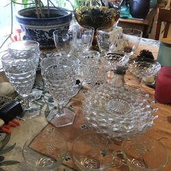Pressed Glass Set 4 Plates, 4 Wine Glasses, 3 Tea Cups, 3 Martini Glasses. Post ww2  1940s-60s Indiana Glass Co.