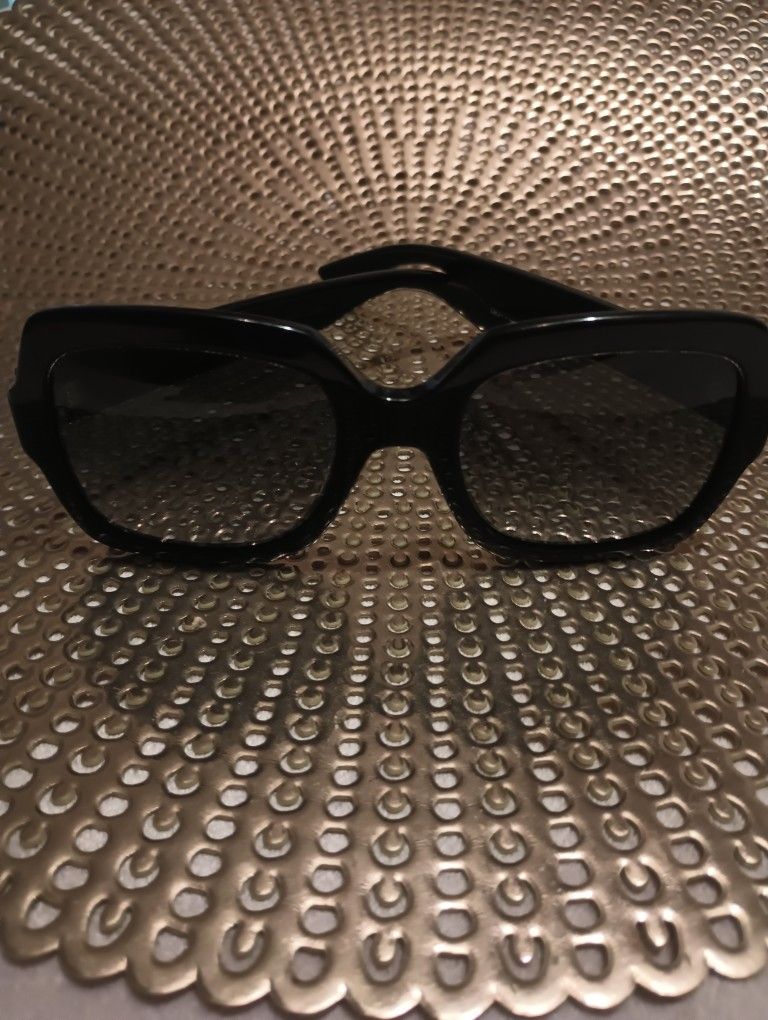 Authentic Gucci Oversized Glasses
