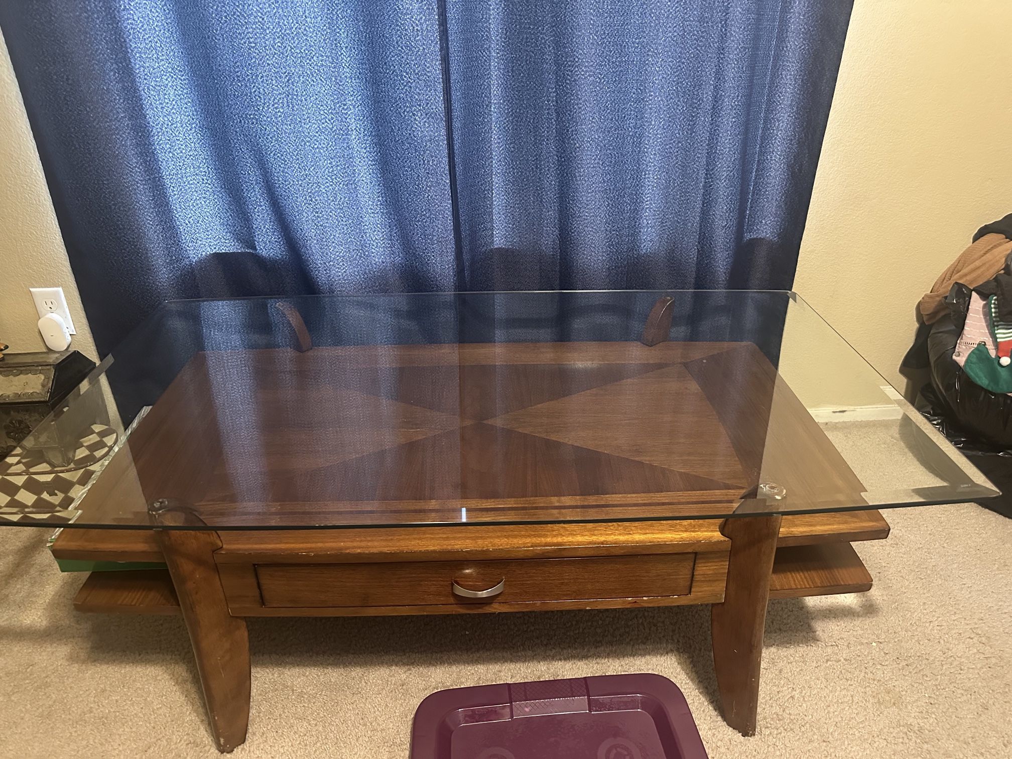 Coffe Table & End Table Set !