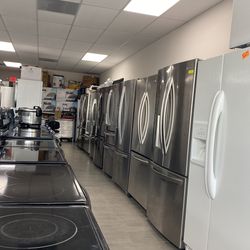 Vendo Estufas Y Refrigeradores 
