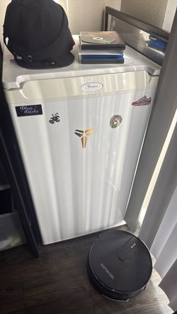 Whirlpool Mini Fridge