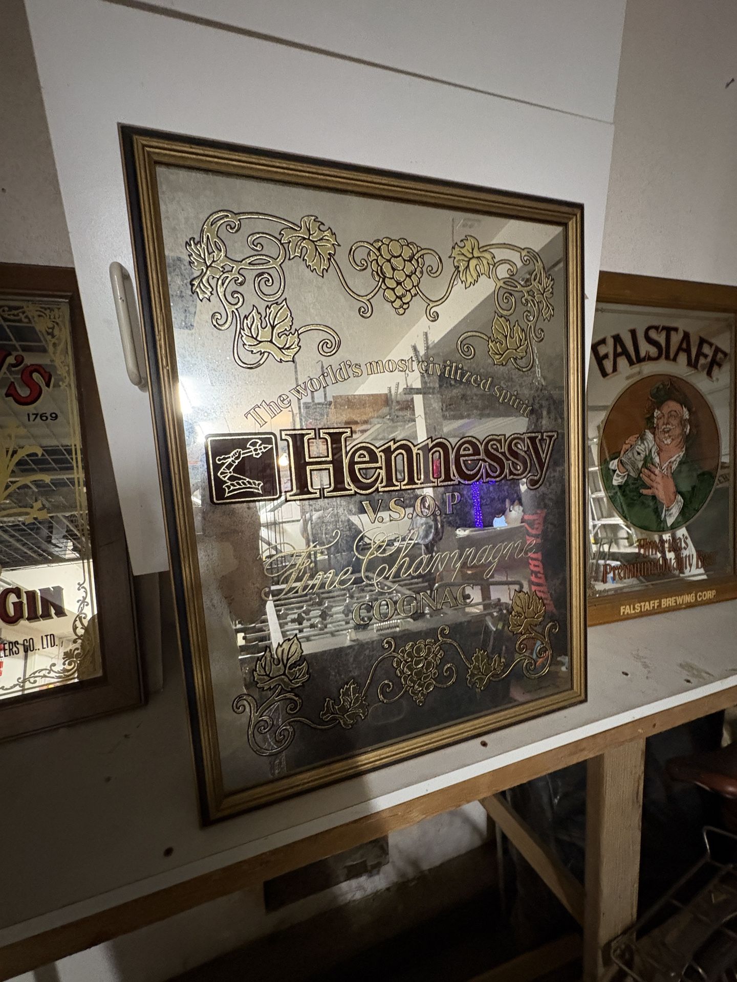 Bar Mirrors- Collectibles 