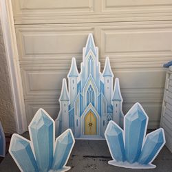 Frozen Castle Cardboard Cutouts