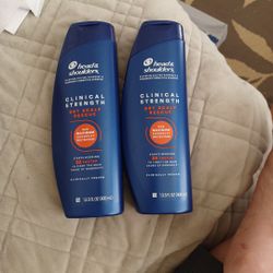 Head & Shoulders CLINICAL STRENGTH dry scalp rescue