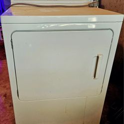 GE White Dryer