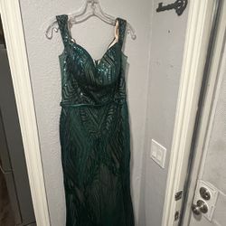 Emerald Green Formal Event Dress Size 12