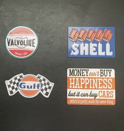 Collectible Magnets 