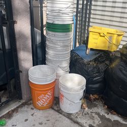 Buckets 5 Gallon