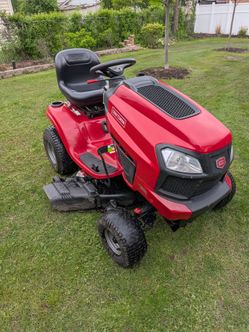 Craftsman T3000 riding mower tractor