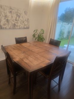 Raymour & Flanigan Solid Wood Counter Height Dining Set with 4 Leather Chairs