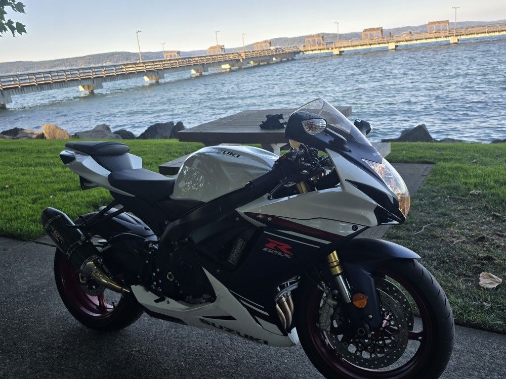 2025 Suzuki Gsxr750