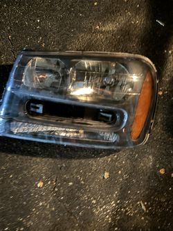 Headlight Assy 2003 Chevy Trailblazer