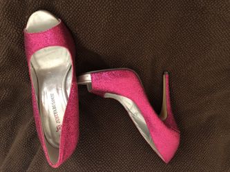 Pink glitter size 7