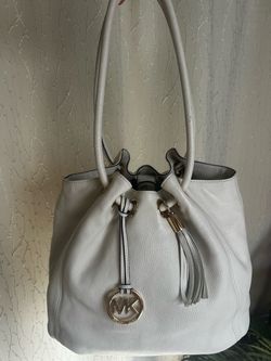 Micheal Kors bag