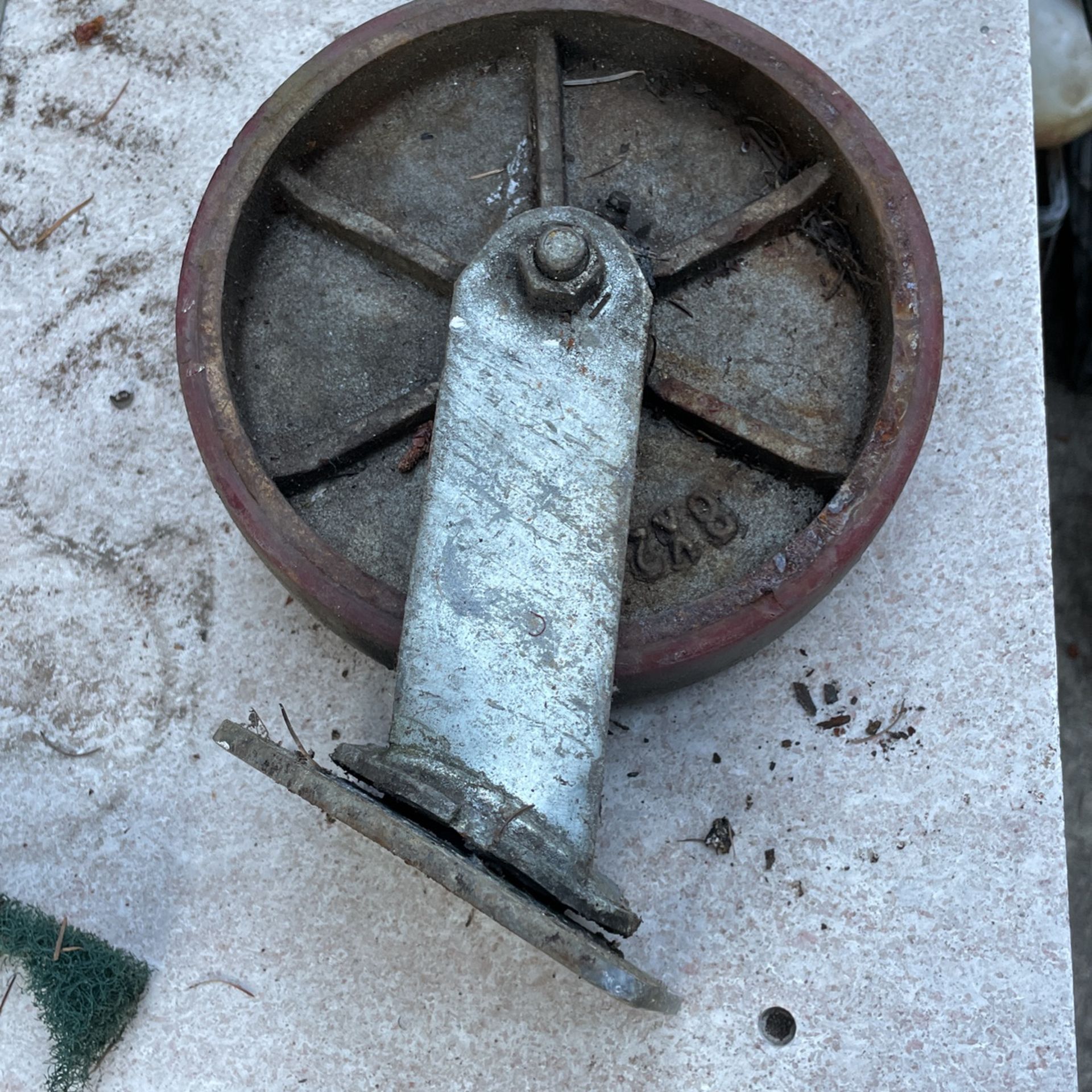 Cast Swivel Wheel 8x2 