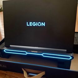 Lenovo Legion Pro 7i RTX 5080 High end gaming laptop