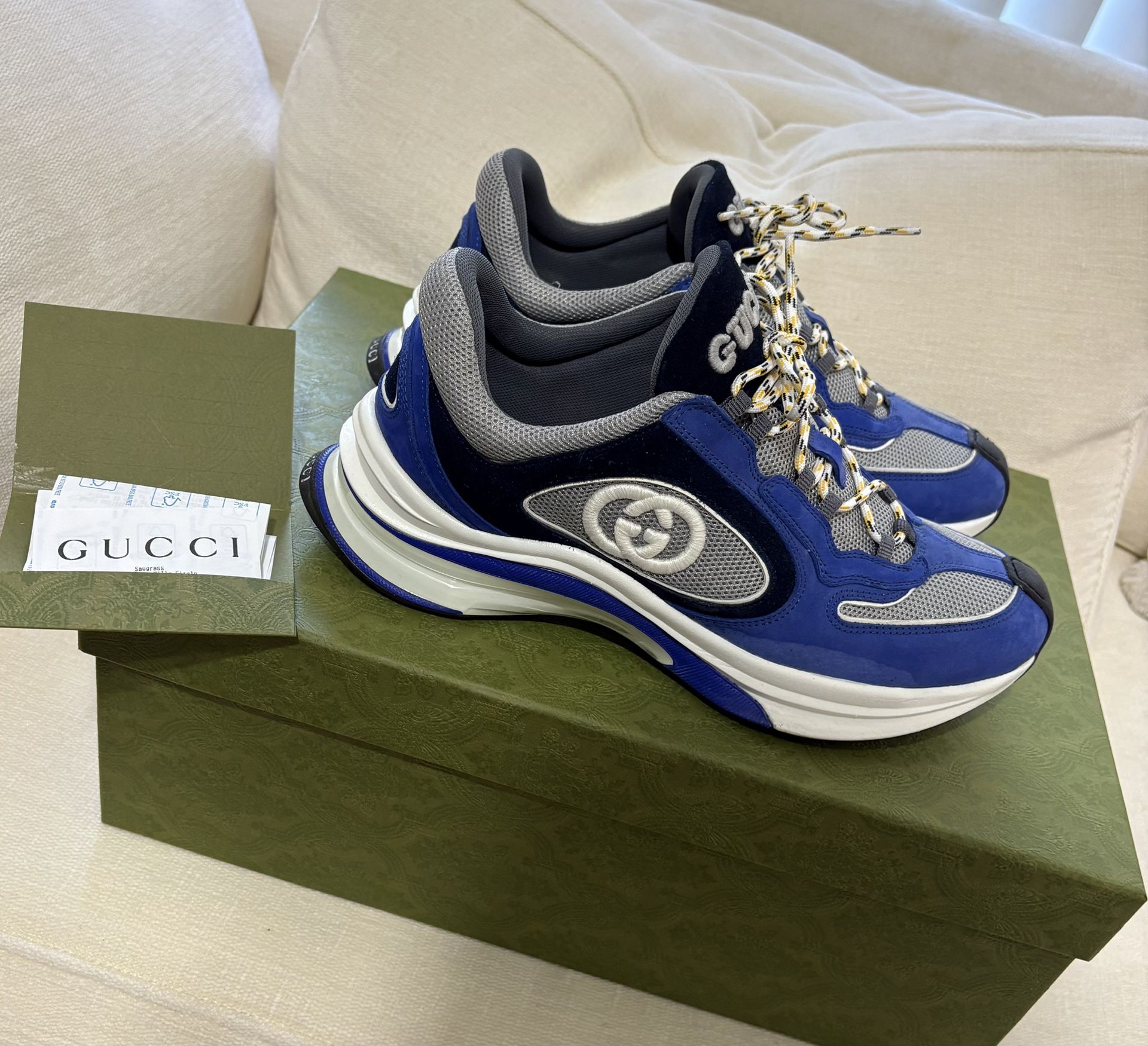 Gucci Authentic New Size 8.5 Men