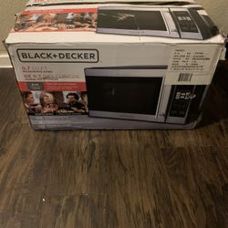 Black + Decker Microwave 