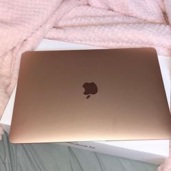 Apple MacBook Air 13.3 2020