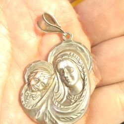 9.25 Silver Pendant 