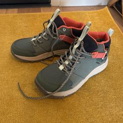 Teva Hiking Boots