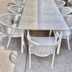 Terra Outdoor Dining Set