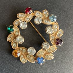 Vintage Eisenberg Multi Colored Jewel Tone Rhinestone Wreath Brooch Pin Gold Pla