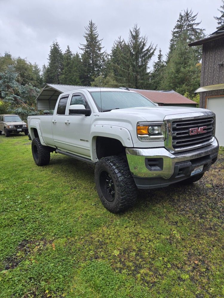 2016 GMC Sierra