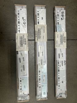 IKEA BESTA BESTÅ Wall Mount Supports – Set of 3