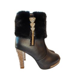Brand-New Plush Faux-Fur Ankle/Low-Calf Pull-On Boots w/Rhinestone Bling Heel