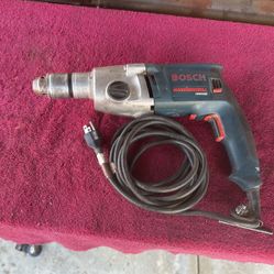 Bosh Hammer drill 1/2” Whit Chuck Used 55Dls 