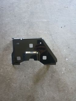2014-2018 Silverado /sierra front passenger side bumper inner braket