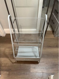 Small book rack