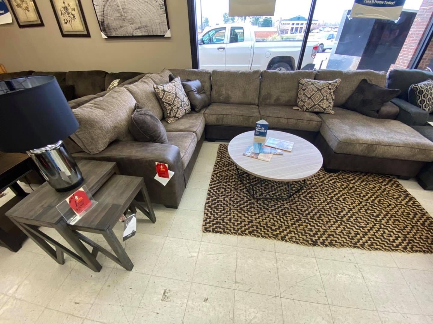 Abalone Chocolate RAF Sectional /couch /Living room set