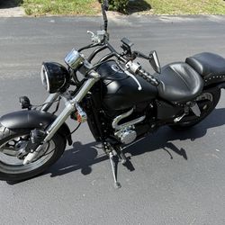 2000 Suzuki Marauder VZ800