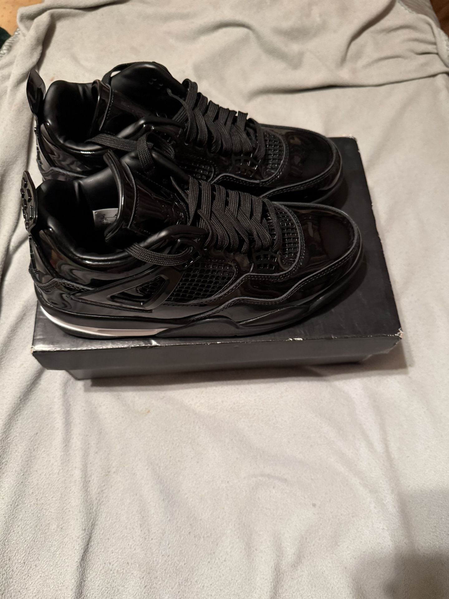 Air Jordan 4 Patent Leather