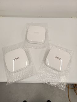 Eero Pro 6E Tri-Band Mesh Wi-Fi System (3-Pack) - S010001