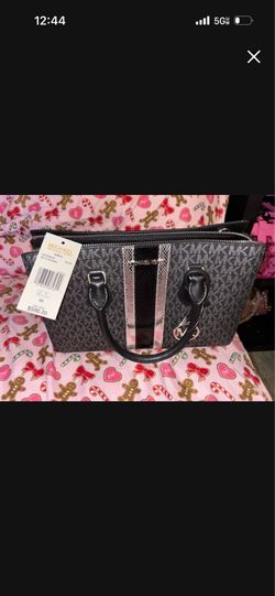 Mk purse