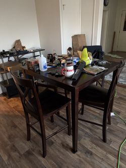 Dinning Table