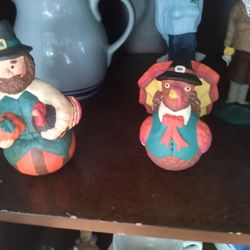 Pilgrim Man And Turkey Figurines