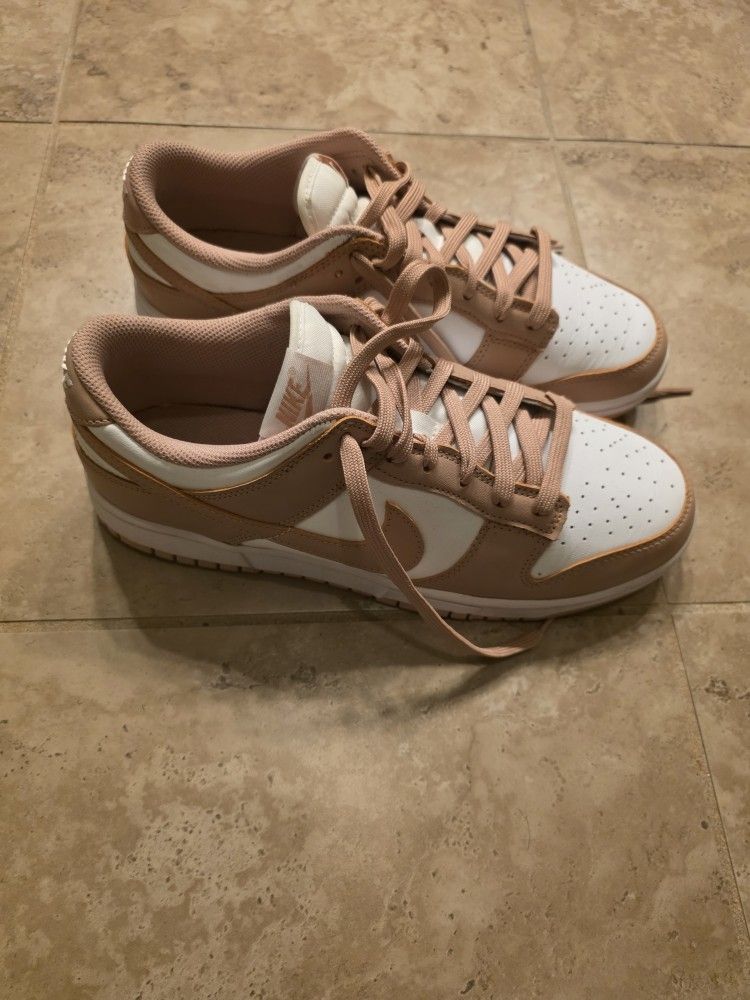 Women's Nike Dunk Low Rose Whisper Size 10.5