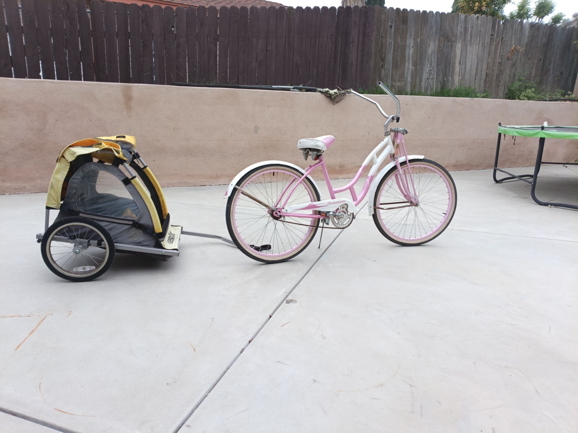 Schwinn bicycle and trailer
