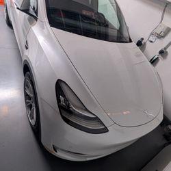 Used Tesla Y - White/ 49k Miles, Recently Replaced  Factory Battery 