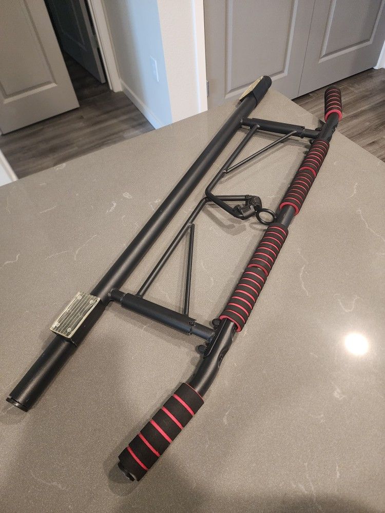 Pull Up Bar