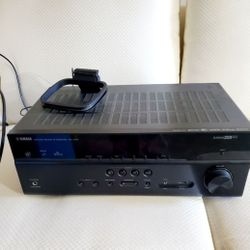 Yamaha Receiver in great working condition