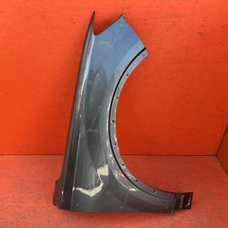 2017 - 2023 AUDI Q7 RIGHT PASSENGER SIDE FENDER COVER PANEL OEM