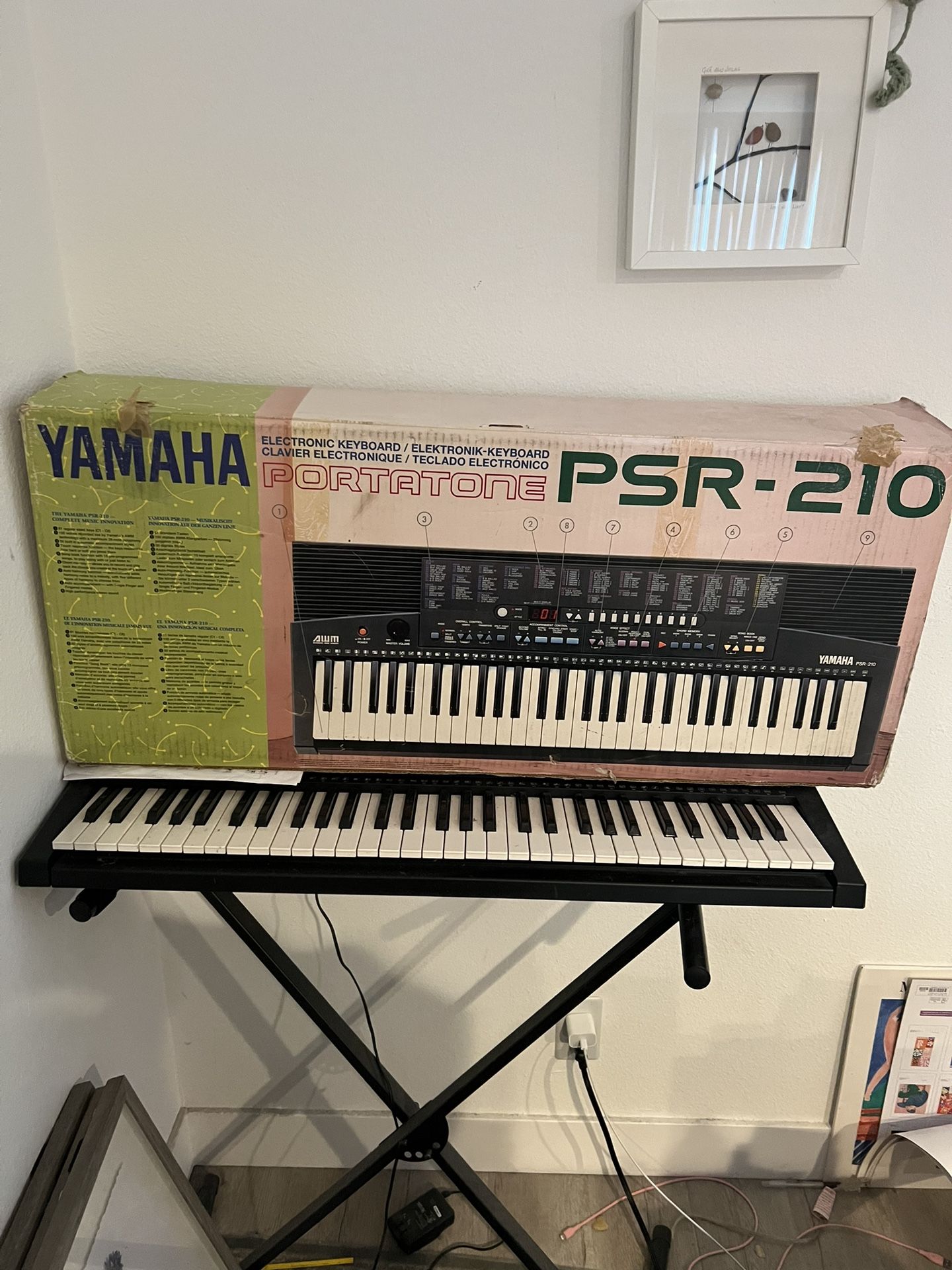 Yamaha PSR 210 piano Keyboard And Stand