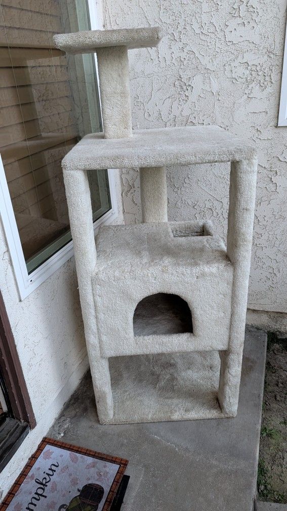 Cat Tree